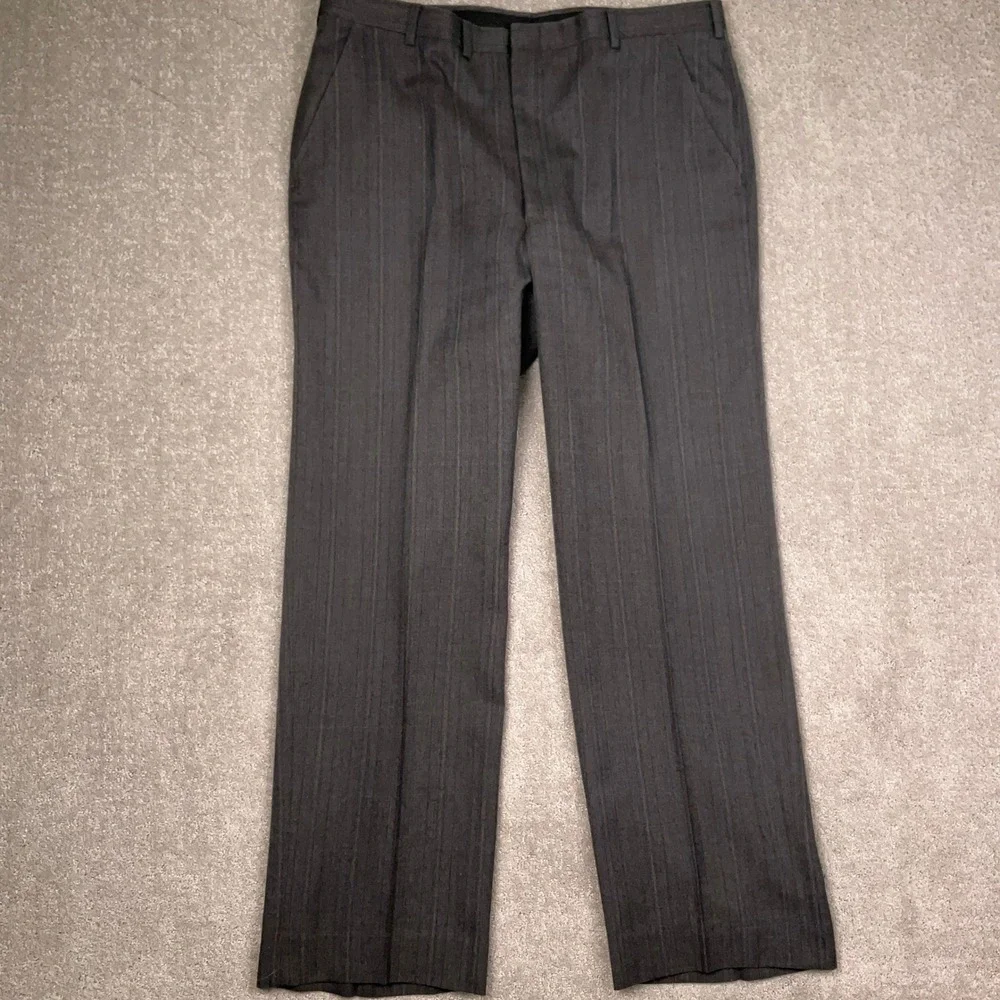 Hart Schaffner Marx Suit Mens 44R Gray Herringbone Pinstripe Heritage Career‎